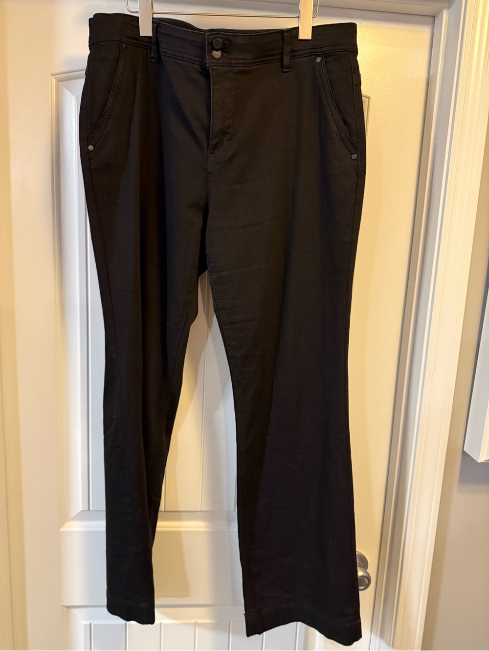 Cato Black Straight-Leg Women's Denim